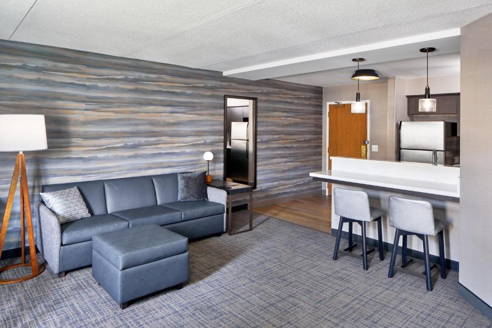 King Studio with Sofa Bed interior